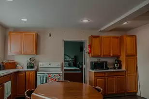 24 Elm St, Houlton, ME 04730 - Photo 9