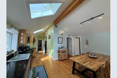 71 Mackenzie Avenue, Lincoln, ME 04457 - Photo 9