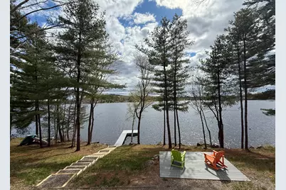 71 Mackenzie Avenue, Lincoln, ME 04457 - Photo 3
