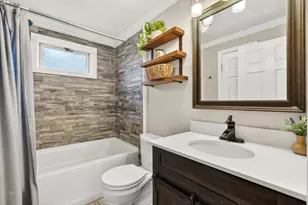 69 Summer St, Yarmouth, ME 04096 - Photo 19
