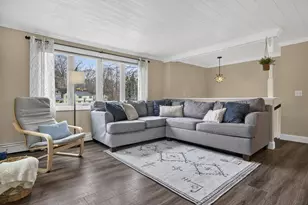 69 Summer St, Yarmouth, ME 04096 - Photo 17