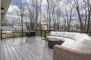 69 Summer St, Yarmouth, ME 04096 - Photo 3