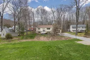69 Summer St, Yarmouth, ME 04096 - Photo 9