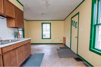 27 Reservoir Avenue, Lewiston, ME 04240 - Photo 17