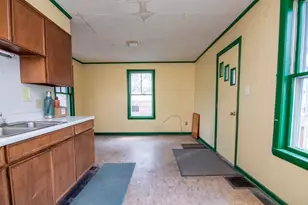 27 Reservoir Ave, Lewiston, ME 04240 - Photo 17
