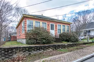 27 Reservoir Ave, Lewiston, ME 04240 - Photo 1