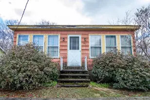 27 Reservoir Ave, Lewiston, ME 04240 - Photo 3