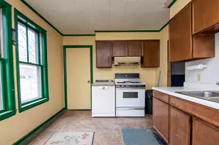 27 Reservoir Ave, Lewiston, ME 04240 - Photo 15