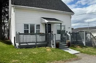 141 12th Ave, Madawaska, ME 04756 - Photo 3