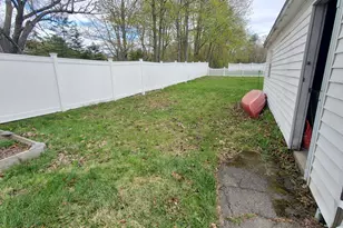 84 14th St, Bangor, ME 04401 - Photo 5