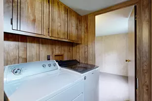 28 North St, Mechanic Falls, ME 04256 - Photo 17