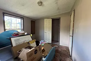 2415 Elliottsville Rd, Willimantic, ME 04443 - Photo 19