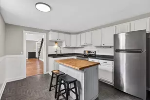 20 Giles St, Westbrook, ME 04092 - Photo 9
