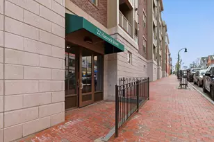 22 Hancock St, Portland, ME 04101 - Photo 5