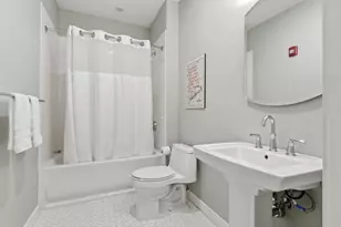 22 Hancock St, Portland, ME 04101 - Photo 29