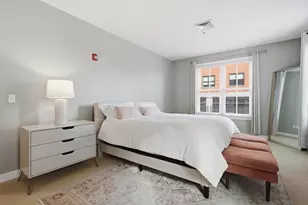 22 Hancock St, Portland, ME 04101 - Photo 3