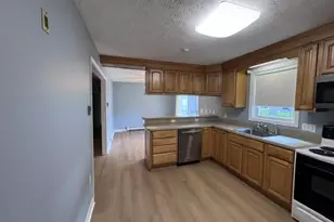 27 Coolidge Ave, Saco, ME 04072 - Photo 7