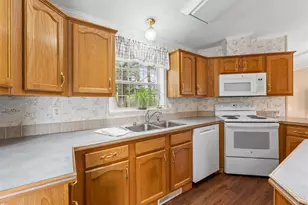 20 Marc Ave, Topsham, ME 04086 - Photo 13