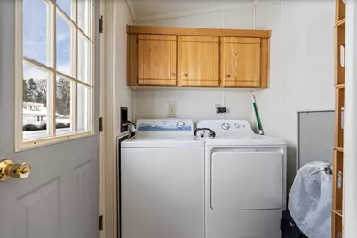 19 Winn Street, Lewiston, ME 04240 - Photo 23
