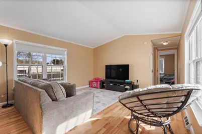 19 Winn Street, Lewiston, ME 04240 - Photo 9