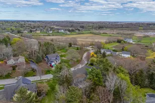 6 Leighton Farm Rd, Cape Elizabeth, ME 04107 - Photo 3