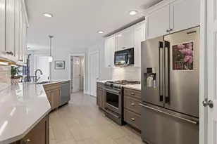 2 Meadow Ln, Falmouth, ME 04105 - Photo 11