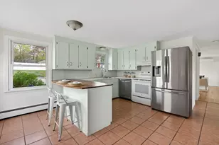 708 Sawyer St, South Portland, ME 04106 - Photo 9