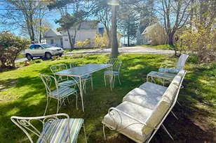 7 Mountain St, Vinalhaven, ME 04863 - Photo 3