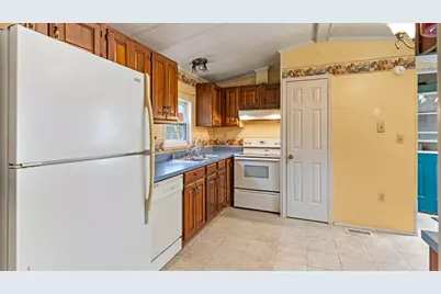 5 Westside Sebago, Standish, ME 04084 - Photo 15