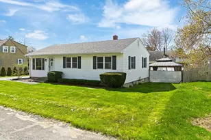 22 Mayflower Rd, Augusta, ME 04330 - Photo 3