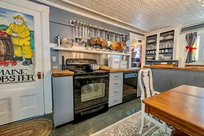 18 Waldo Avenue, Belfast, ME 04915 - Photo 11