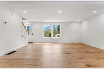 256 Berwick Road, Ogunquit, ME 03907 - Photo 9