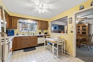6 Laurel Cir, Kennebunk, ME 04043 - Photo 9