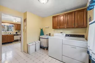 6 Laurel Cir, Kennebunk, ME 04043 - Photo 11