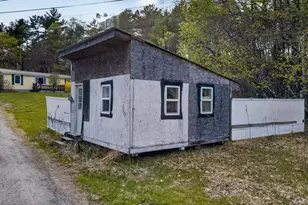 62 North St, Mechanic Falls, ME 04256 - Photo 61
