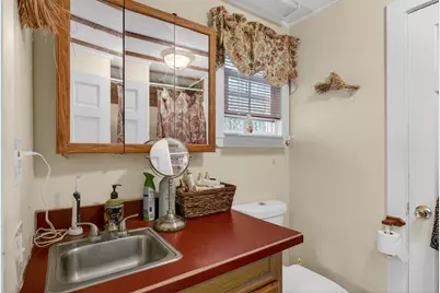 62 North Street, Mechanic Falls, ME 04256 - Photo 27