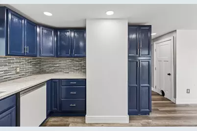 923 Broadway, South Portland, ME 04106 - Photo 9