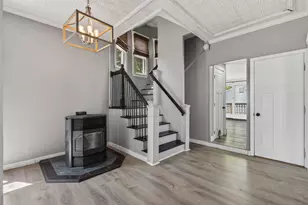 923 Broadway, South Portland, ME 04106 - Photo 21