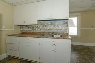 11 Holman Avenue, Mexico, ME 04257 - Photo 9