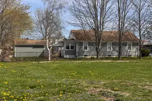 234 Russell St, Lewiston, ME 04240 - Photo 3