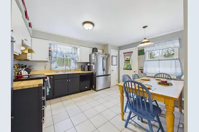 28 Beechwood Drive, Winthrop, ME 04364 - Photo 3