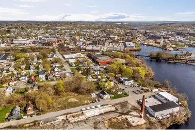 45 W Bates Street, Lewiston, ME 04240 - Photo 45