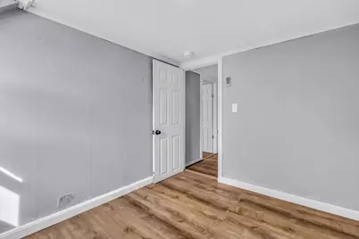 45 W Bates Street, Lewiston, ME 04240 - Photo 17