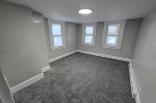 9 Morton Pl, Augusta, ME 04330 - Photo 5
