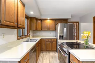 4 Schoduk Ln, Brunswick, ME 04011 - Photo 5