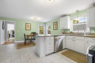 128 S Richland St, South Portland, ME 04106 - Photo 9