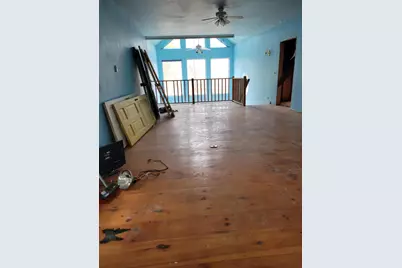 187 W Main Street, Searsport, ME 04974 - Photo 21