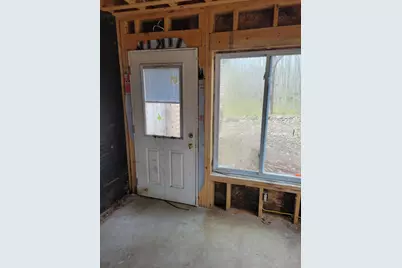 187 W Main Street, Searsport, ME 04974 - Photo 15