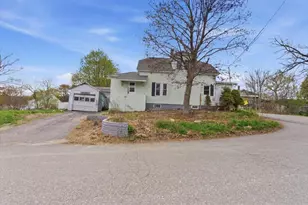 34 Otis St, Livermore Falls, ME 04254 - Photo 7