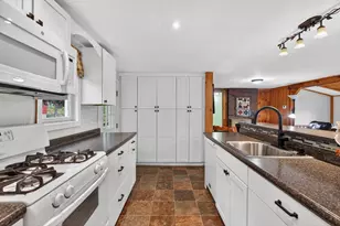 110 Pickerel Pond Rd, Limerick, ME 04048 - Photo 7